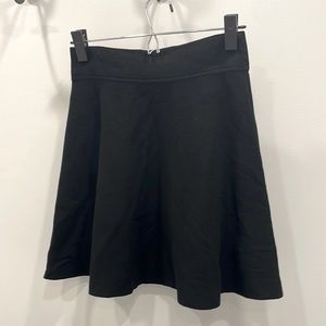 Barely worn theory knit circle skirt
